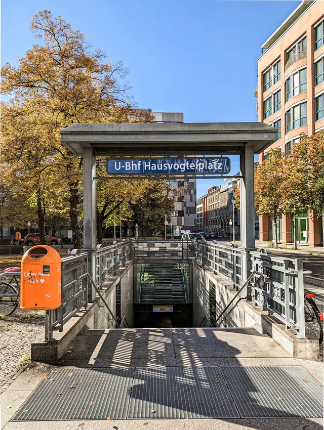 Entrance to the U-Bahn station Hausvogteiplatz